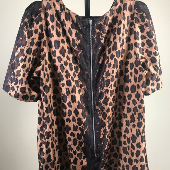 Pure by Alfred Sung, L - Picture 11 of 13